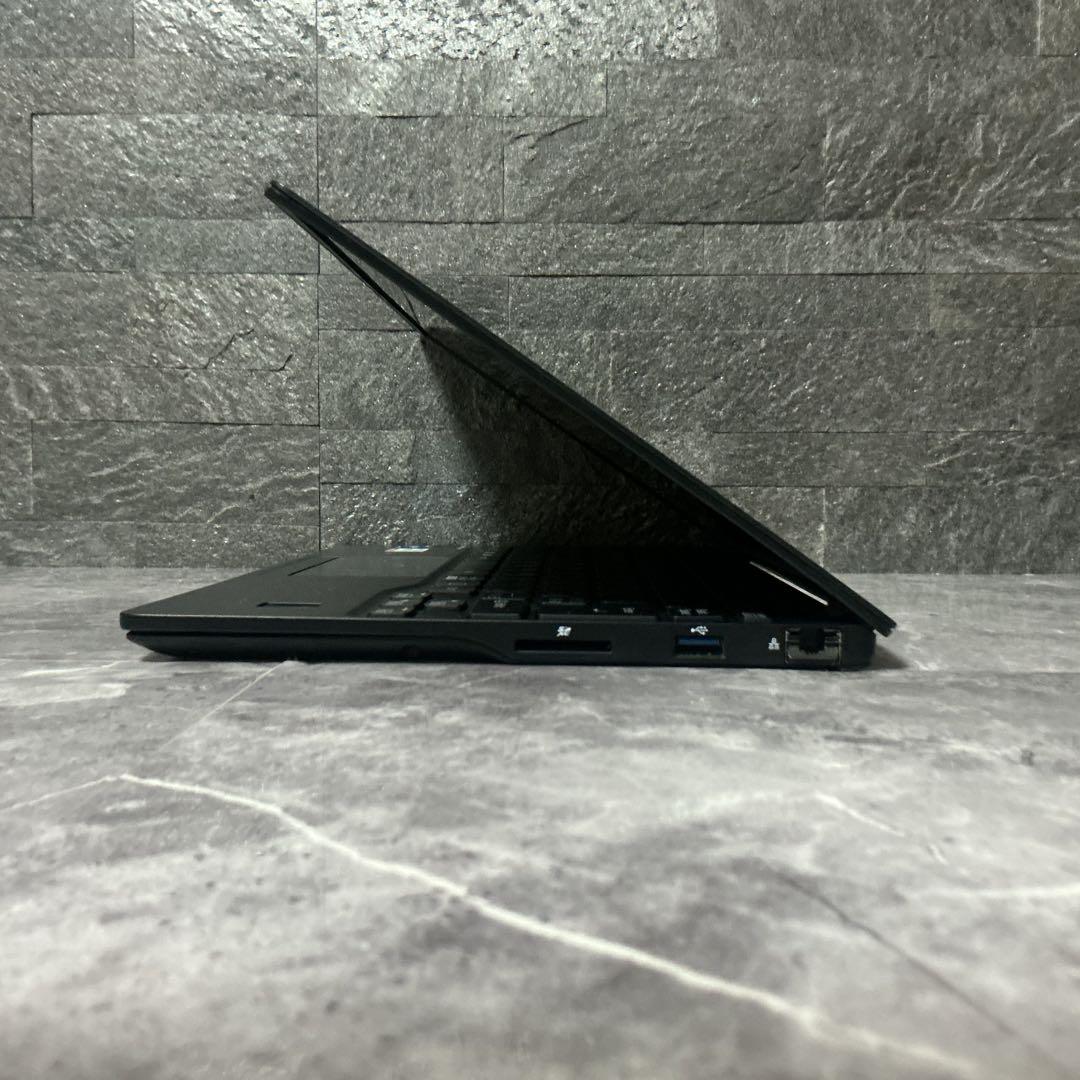 FUJITSU corei5 1135G7 2022購入品 新品NVMeSSD
