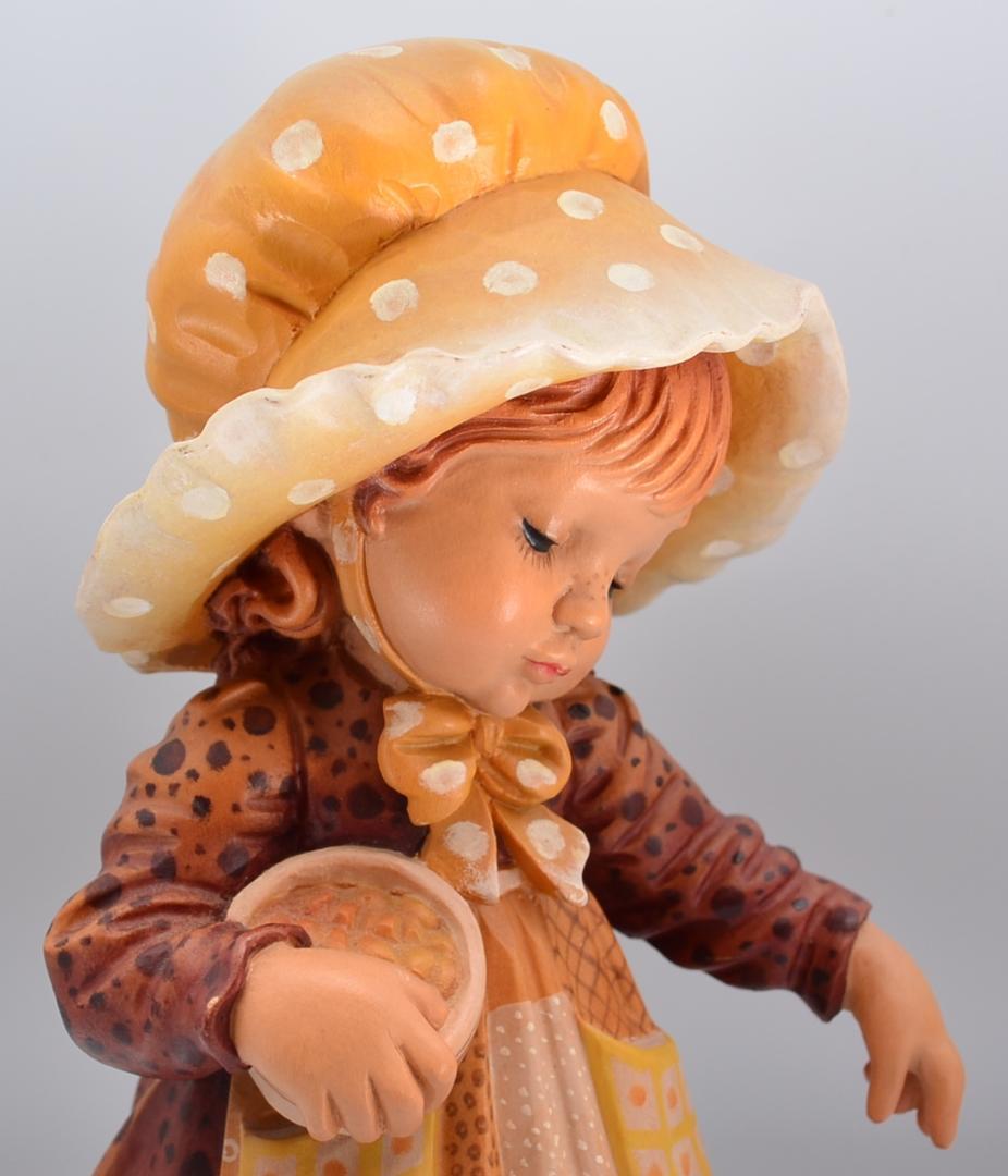鶏のエサやり　アンリ　ANRI　サラケイ　木彫り人形　イタリア　２４ｃｍ　限定品
