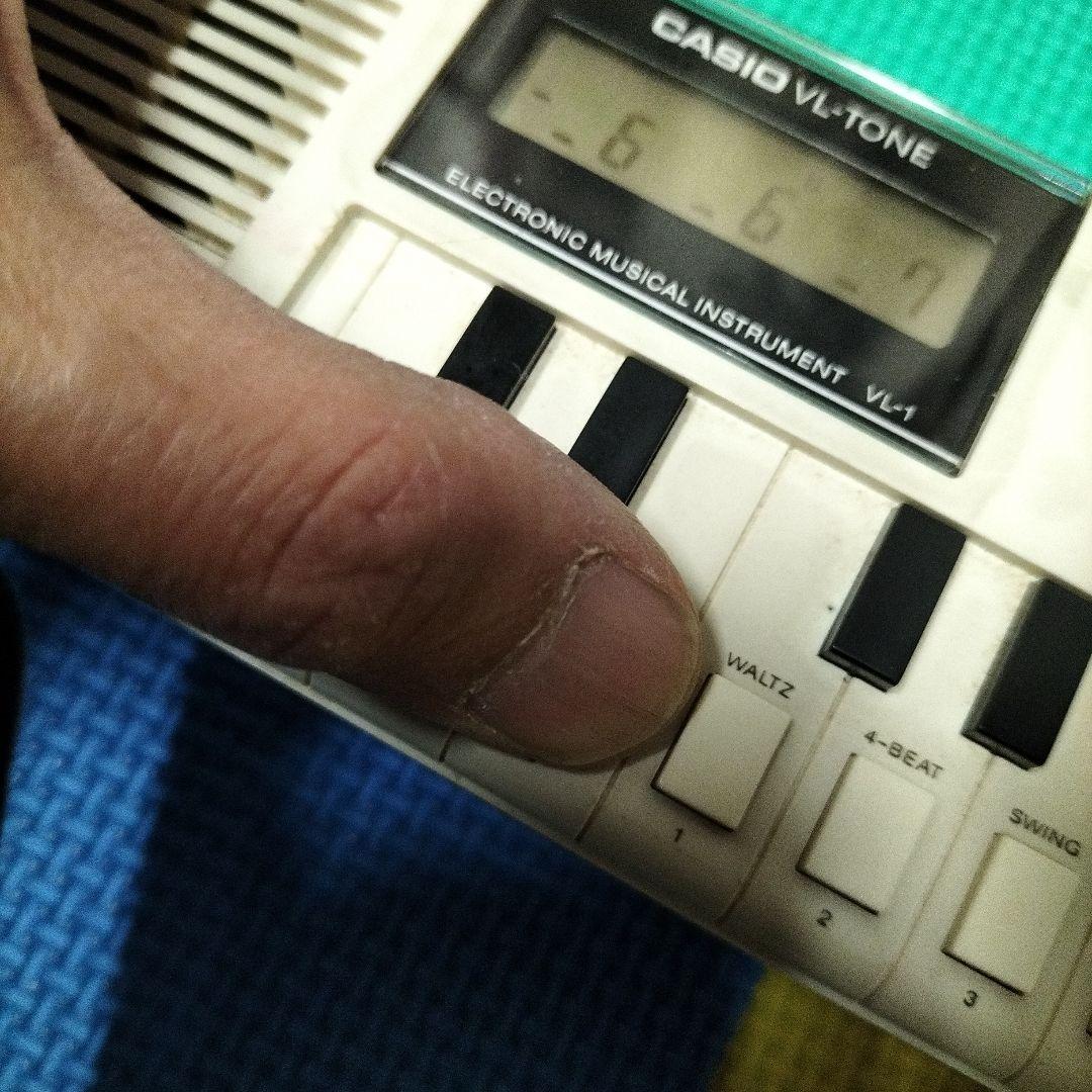 CASIO VL-TONE アナログシンセサイザー[JUNK]