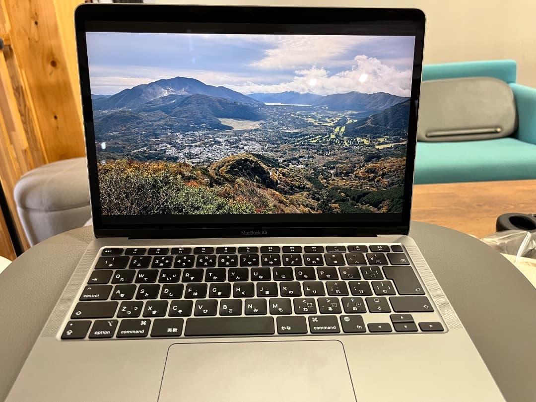 美品 MacBook Air M1 2020 バッテリー100%