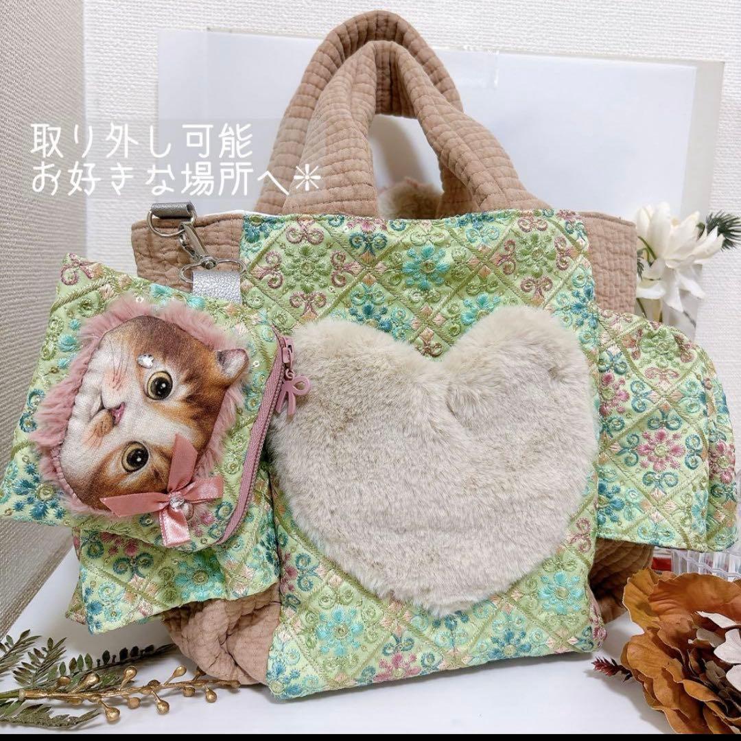 コヤンイサムチョン　ポーチ付き　インド刺繍　ファーバック　リボン