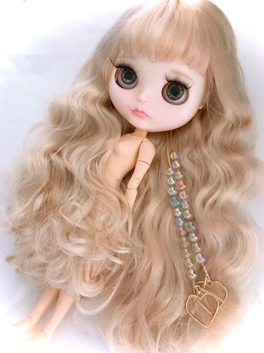 ＊アイシードール＊  カスタムドール　白肌　ピンクプラチナブロンド