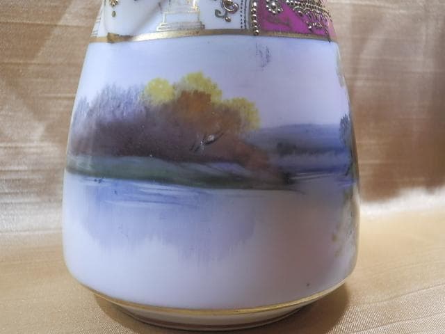 ノリタケ　マルキ　ジャグ　金盛り　湖畔風景図　高さ11cm
