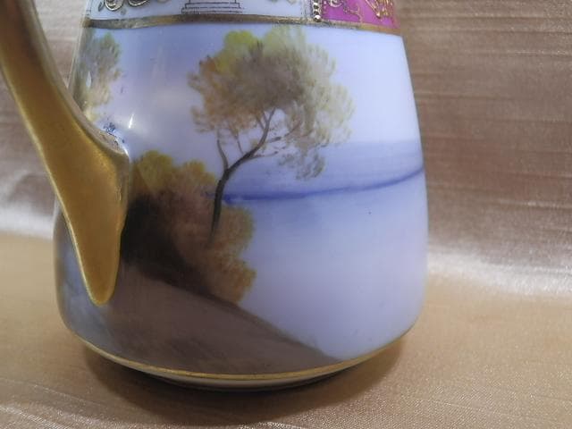 ノリタケ　マルキ　ジャグ　金盛り　湖畔風景図　高さ11cm
