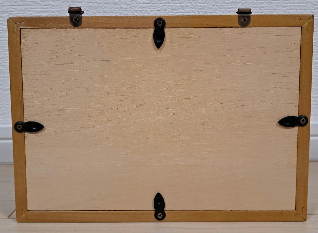 ムーミンハウス　ムーミン一家と仲間たち 壁掛け　ドールハウス　レトロ　木製