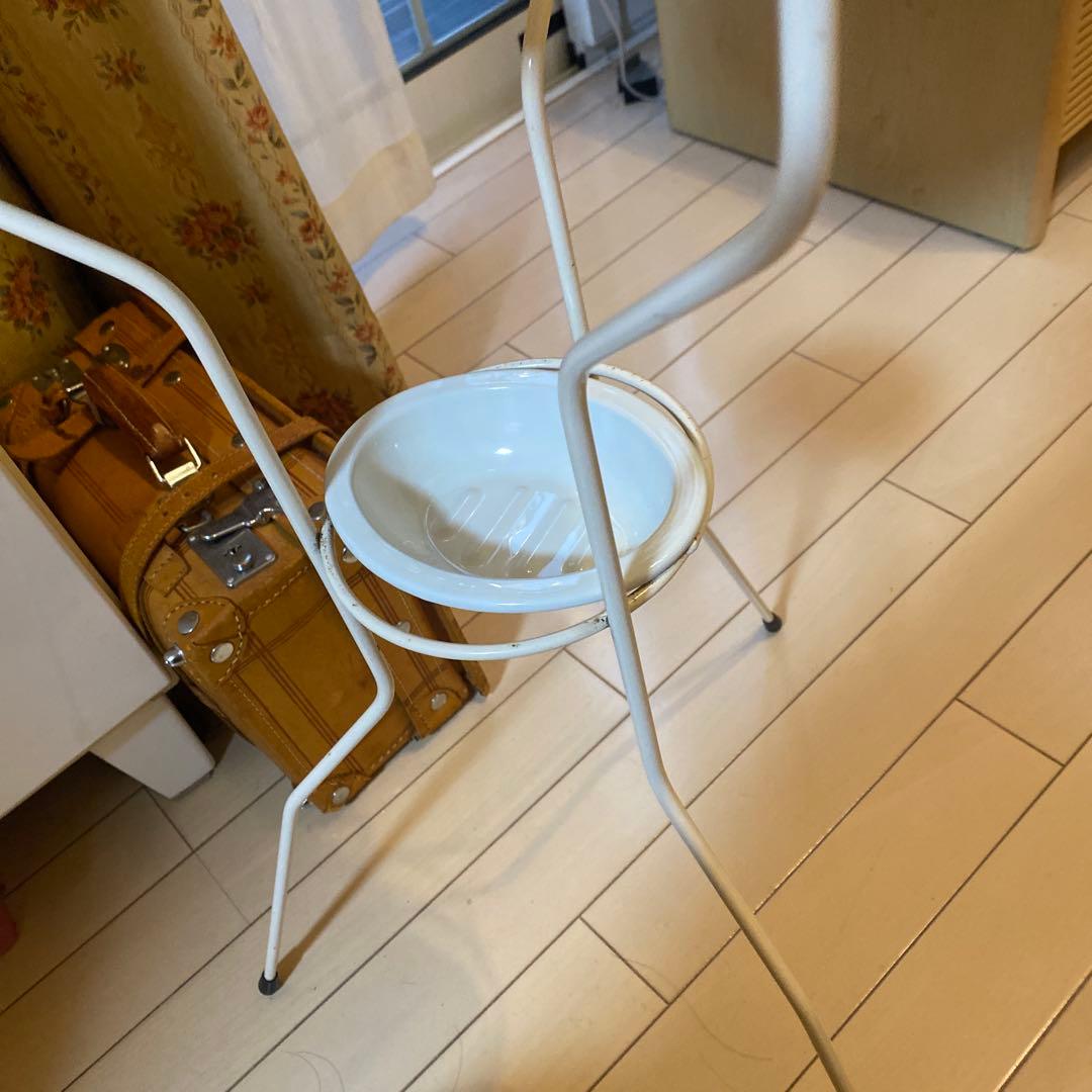 昭和レトロ　洗面器スタンド　ホーロー洗面器付き