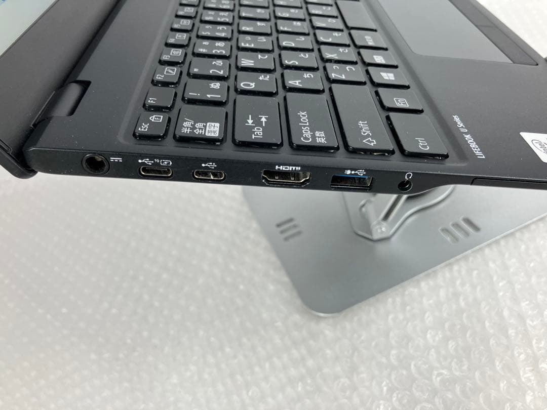 FUJITSU FMVU3203LPノートPC i5-10210U