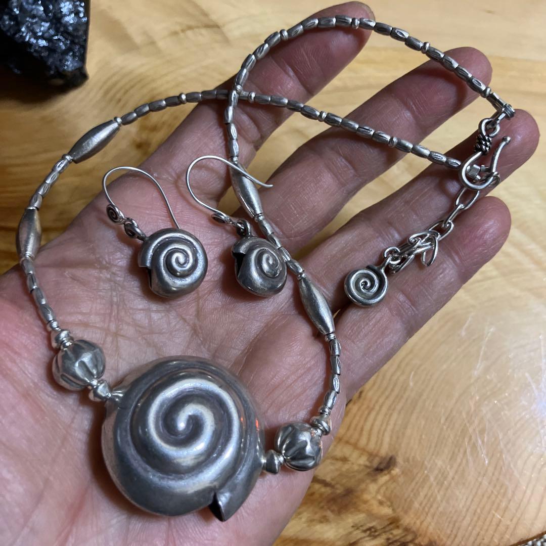 カレンシルバー　巻き貝のチョーカーネックレス＆ピアス