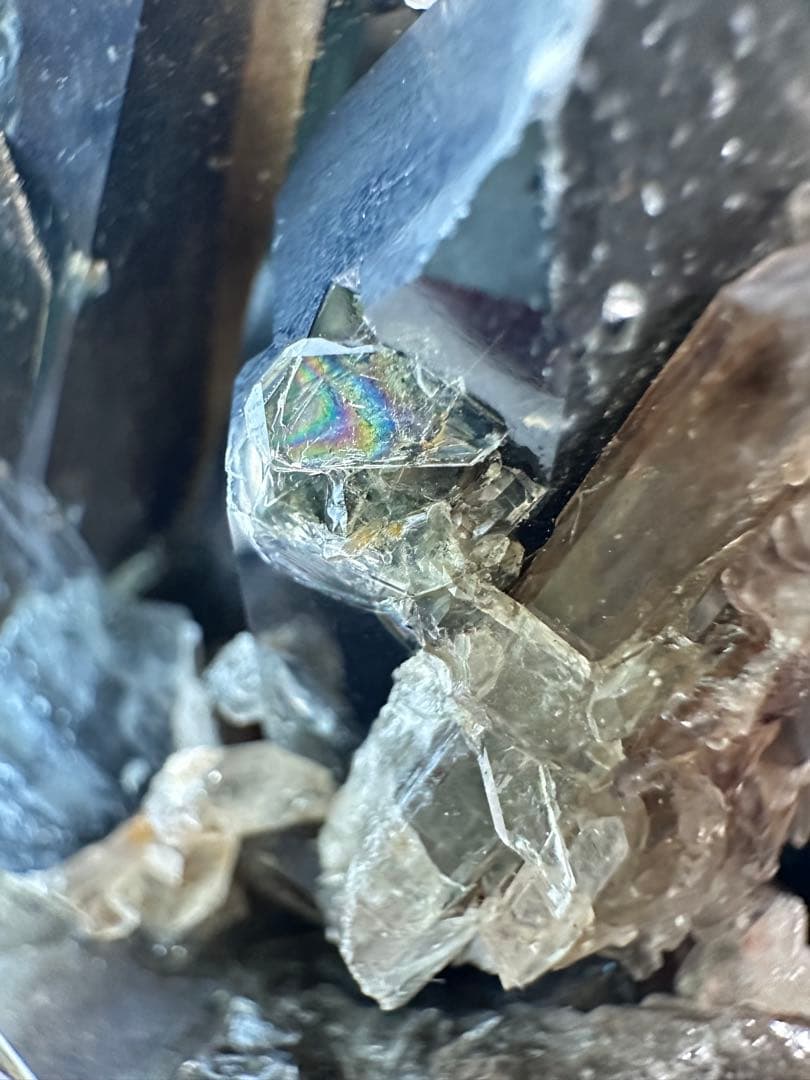 ✨特大 モリオンクラスター 1478g 台座付き 天然石置物 原石 魔除け