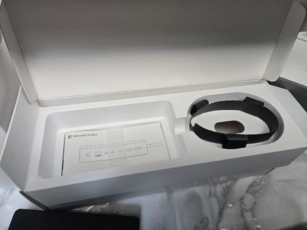 T*A様 Microsoft Surface Dock 2 SVS-00013