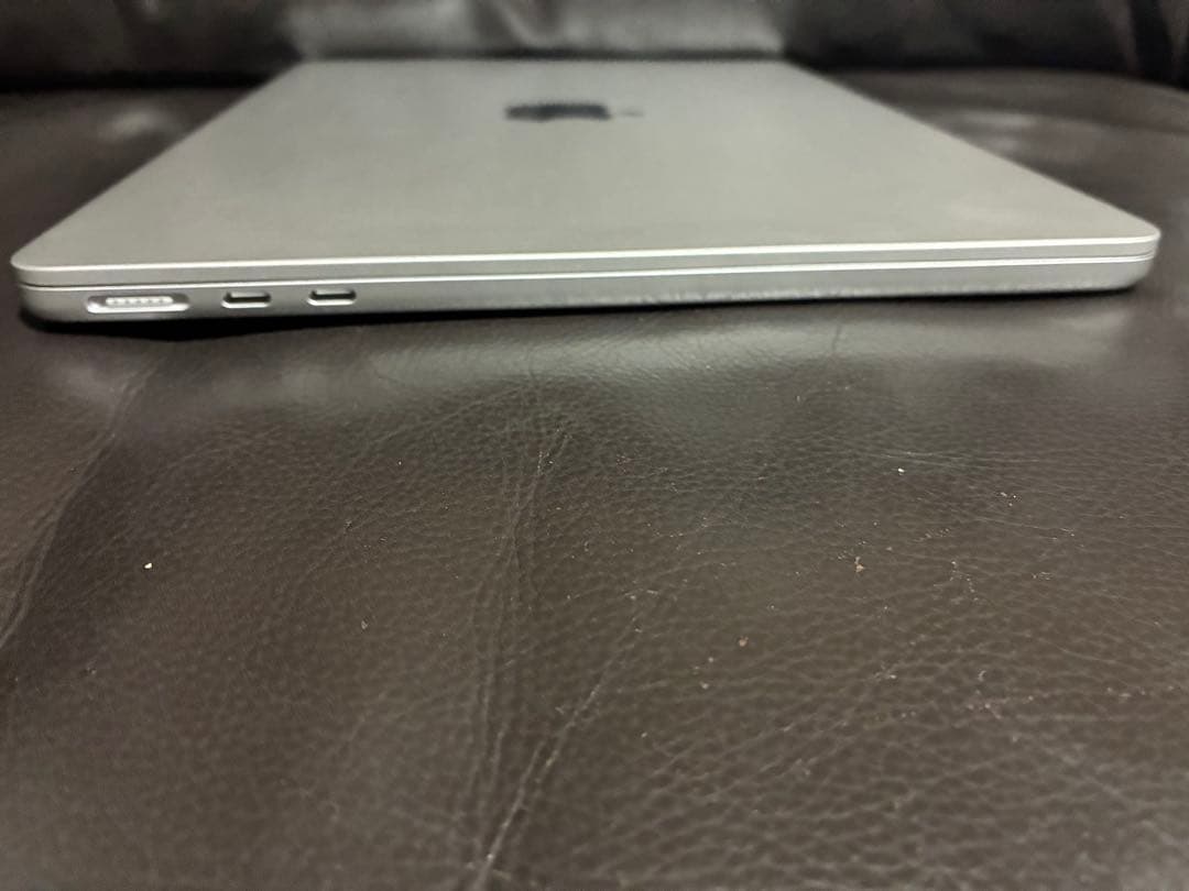 MacBook Air M4 13インチ 16GB ／ 256GB シルバー
