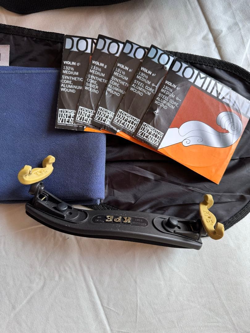 1/2 分数 バイオリン suzuki No.230 弦 肩当 弓 ケース有
