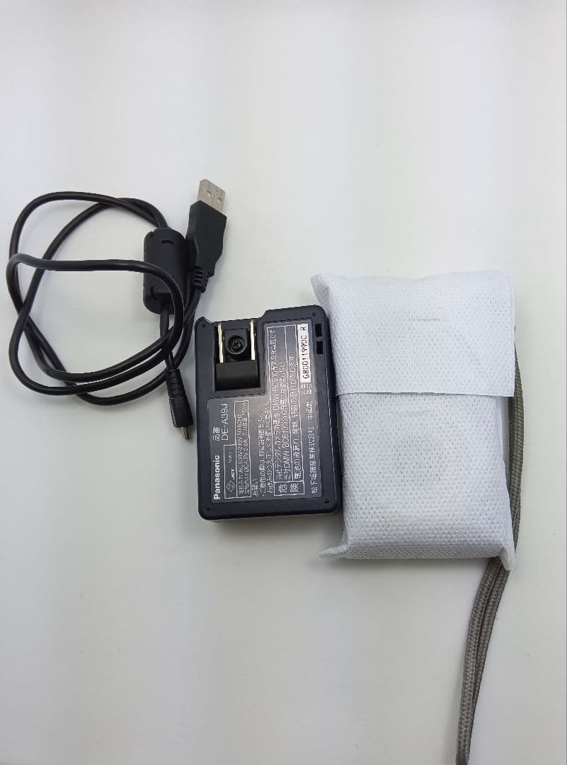 Panasonic　デジカメ　DMC-FS3　パナソニック　デジタルカメラ