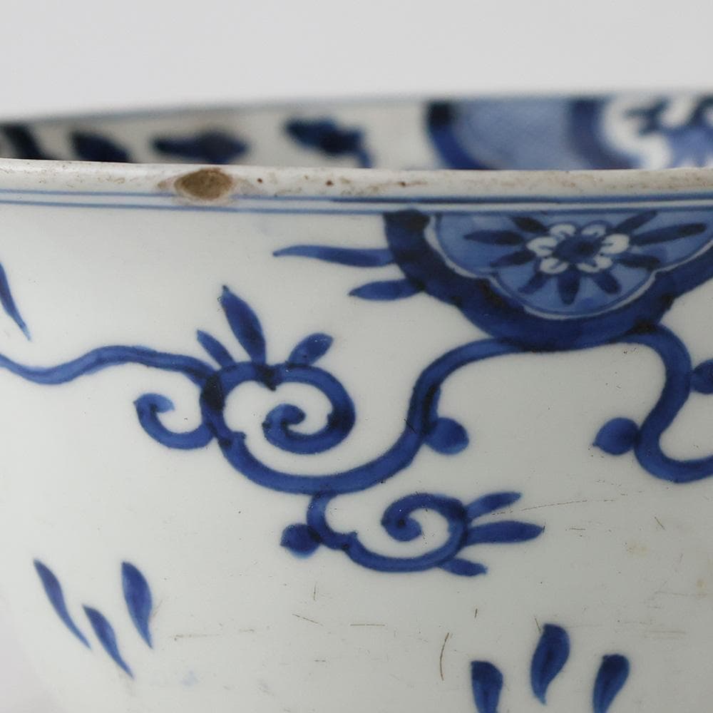 中国美術 古玩 乾隆年製 底款 青華 染付 鉢 波雲 蛸唐草文 唐物 盃洗