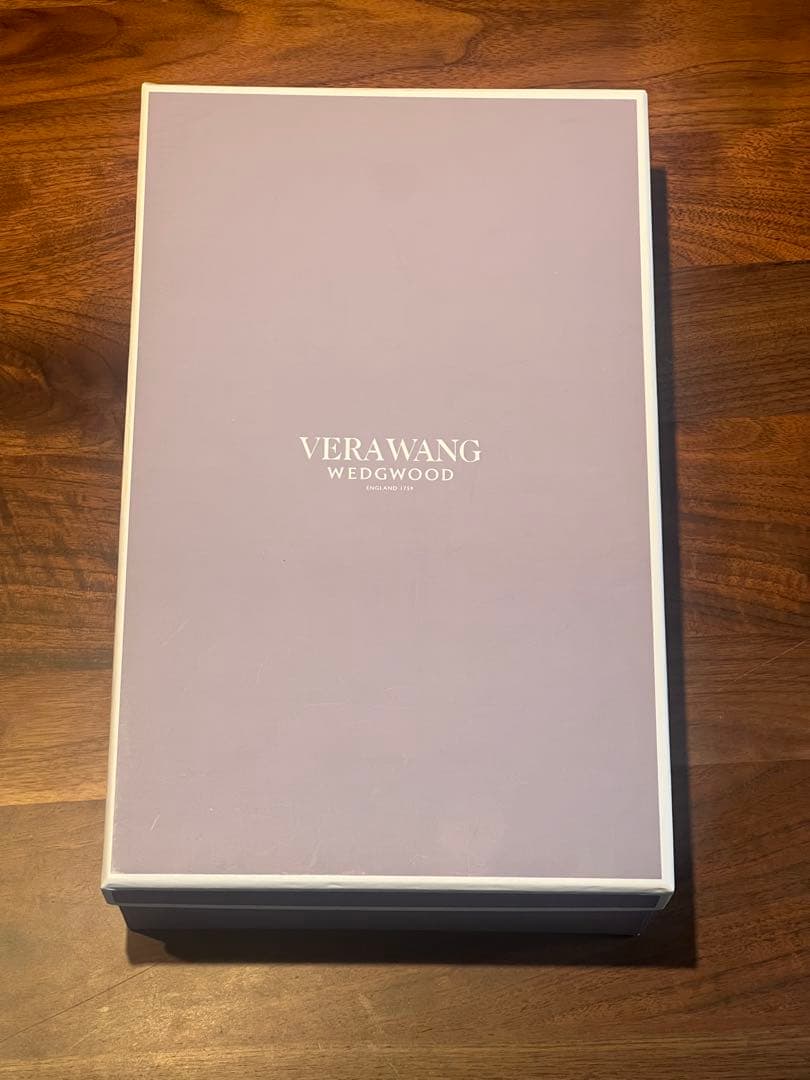 Vera Wang  シャンパングラス ウェディングギフト