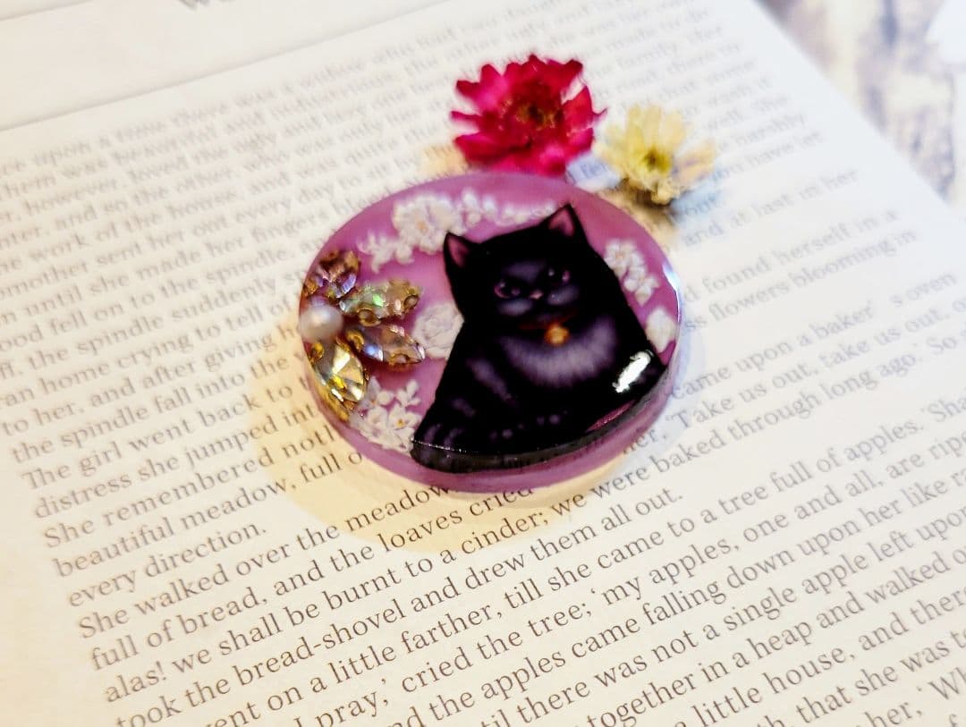 NO.82❤黒猫❤お花❤ビジュー❤レジンヘアゴム