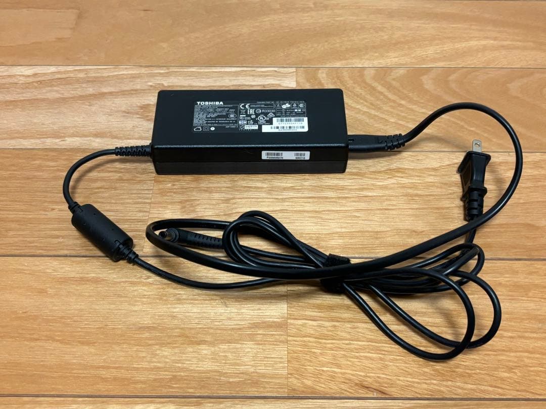 東芝 ダイナブック T453/33LWY windows10 ジャンク