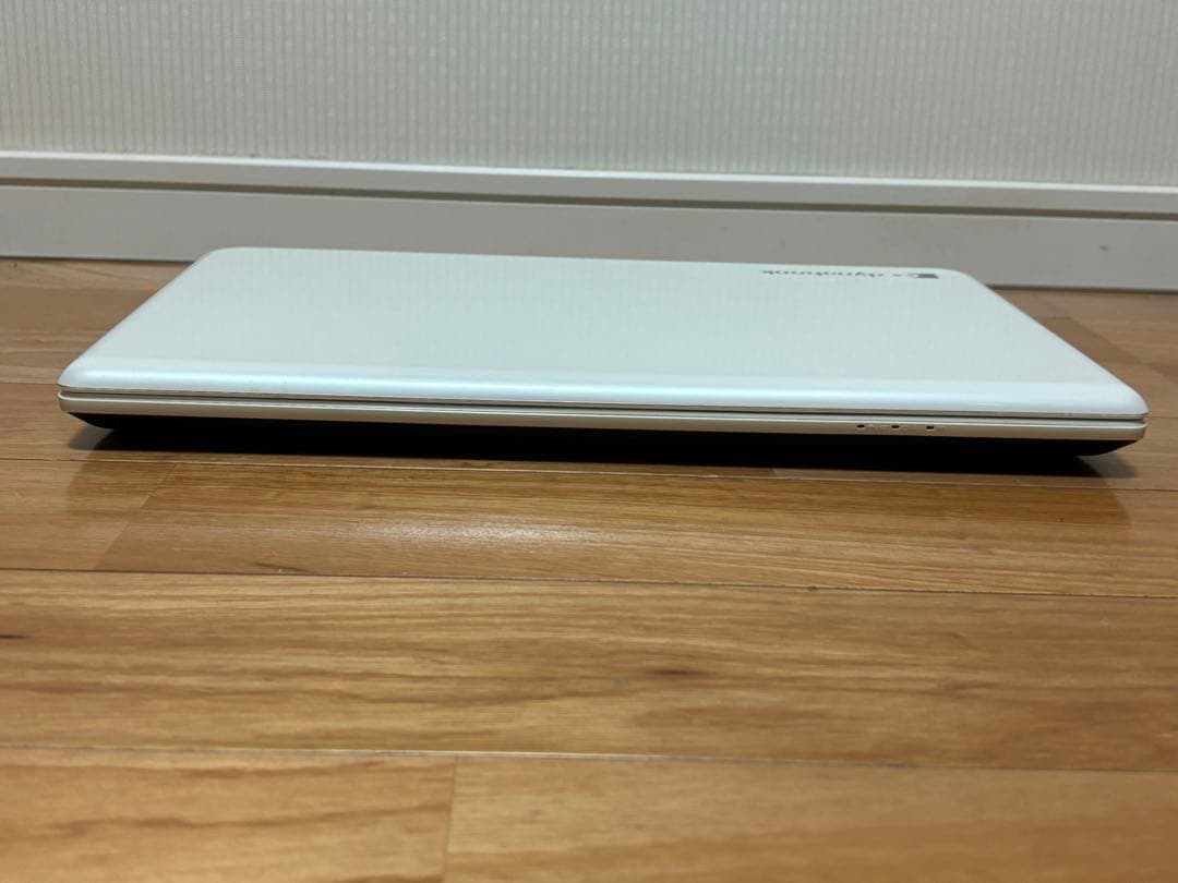 東芝 ダイナブック T453/33LWY windows10 ジャンク