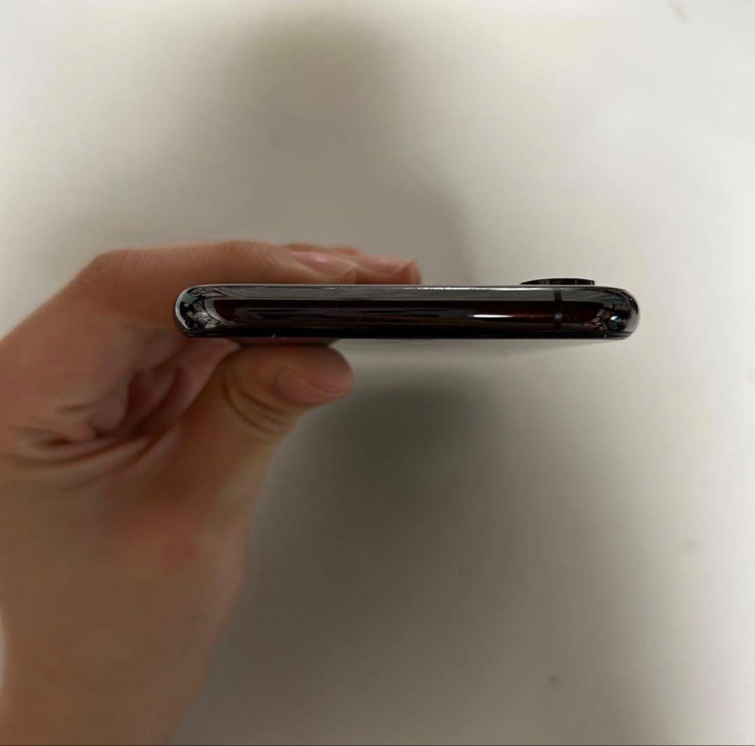 iPhone XS ブラック 100%バッテリー
