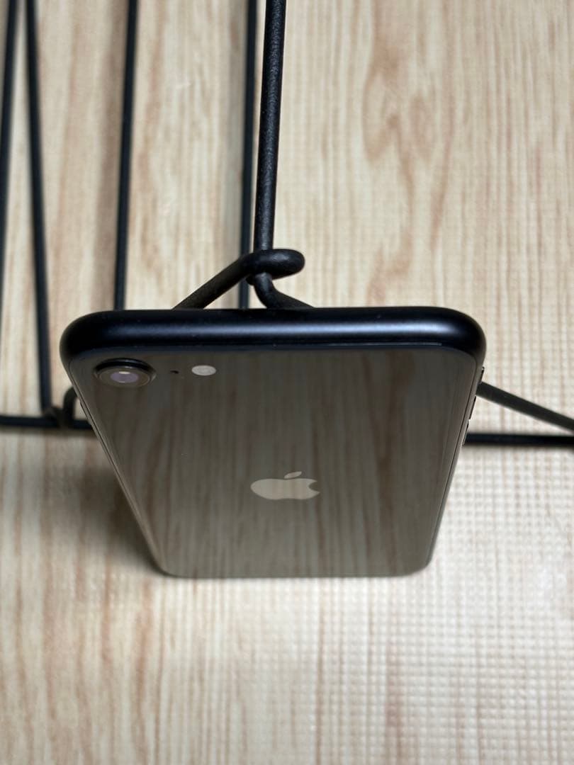 iPhone SE2(第2世代) 本体 64GB ブラック