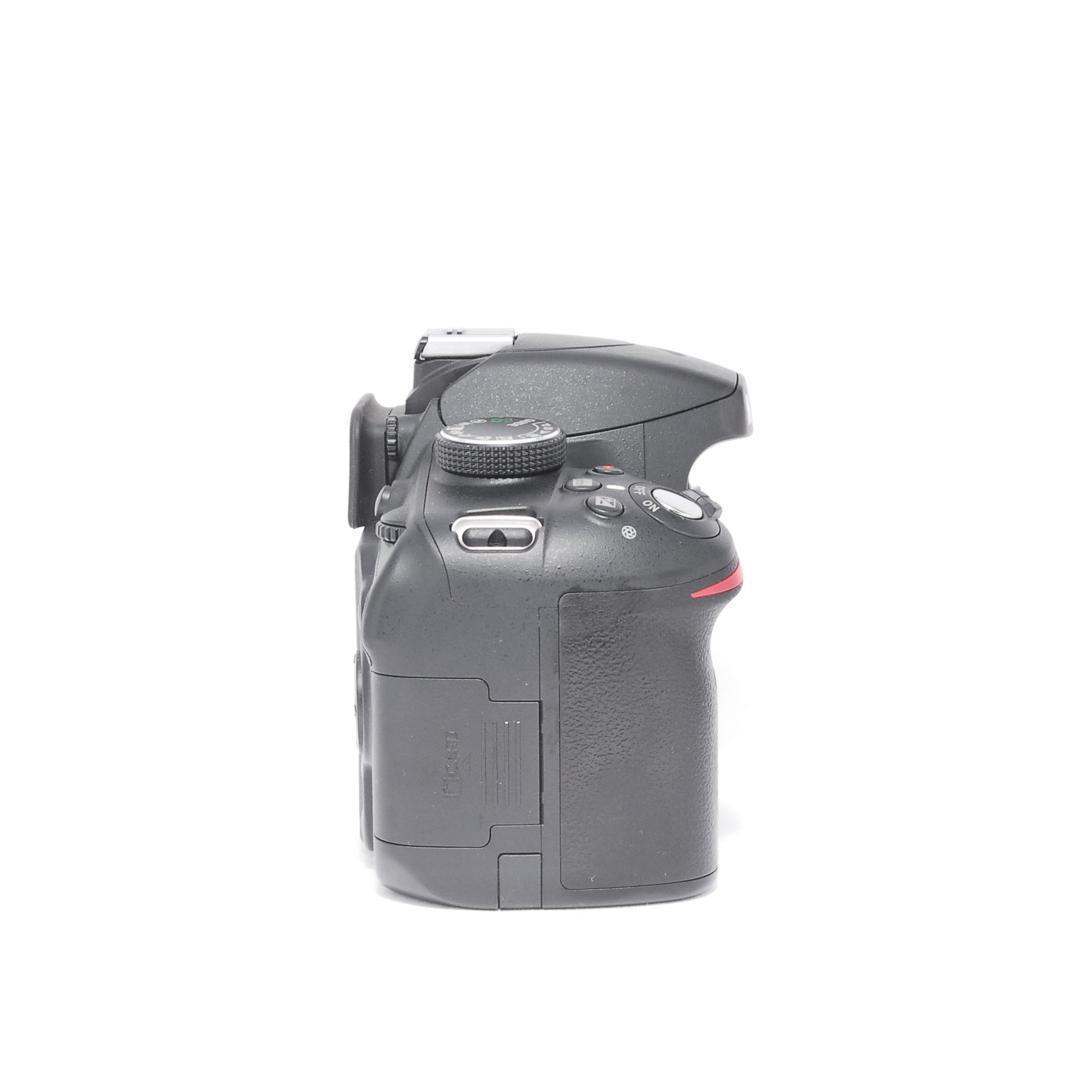 【初心者おすすめ】Nikon D3200 ダブルズーム 元箱付 スマホ転送OK