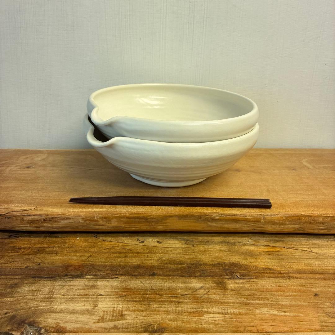 新品　陶器　陶芸作家　不揃い片口鉢大サイズ2個　464