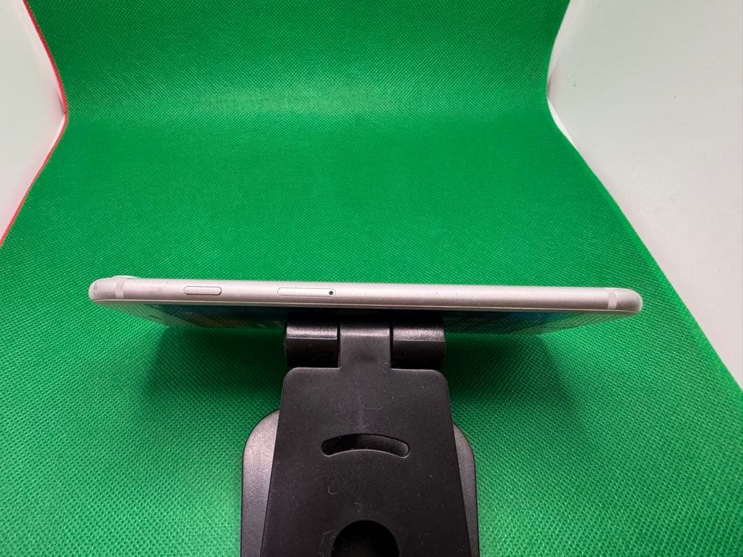 0560 IPHONE 7PLUS 32GB SIM フリー