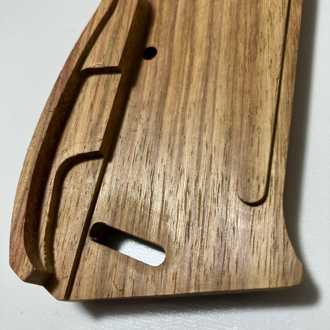 CAROM SHOT ワルサーP-38ミリタリー木製グリップ　新品同様品