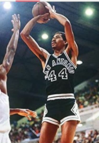 NBA ジョージ・ガービン フィギュア