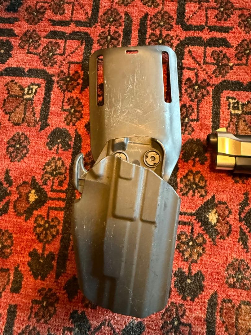 ストライクウォーリア　M92F スライドシルバー　ガスガン　 ホルスター