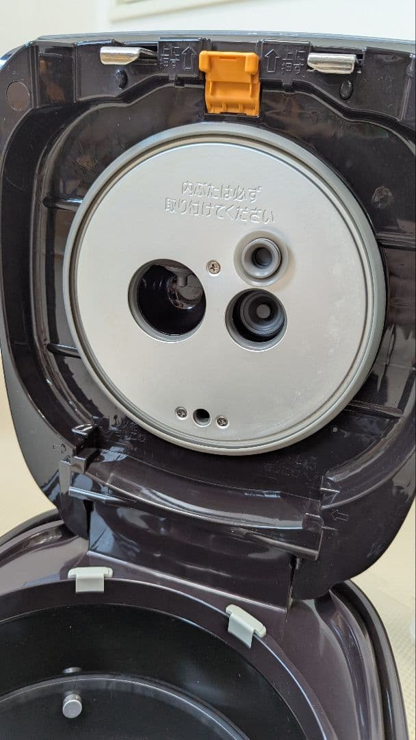 象印 圧力IH炊飯ジャー 5.5合炊き 極め炊き NP-BF10（2017製）