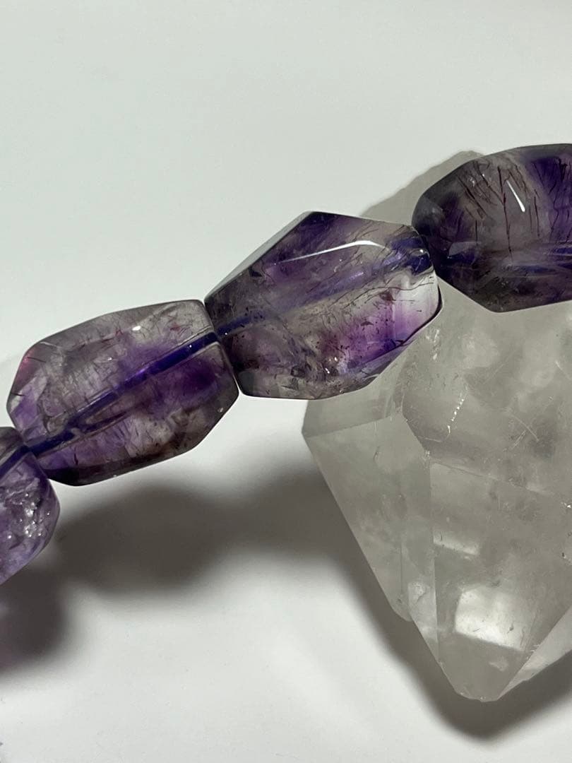 スーパーセブン 虹入り タンブルブレスレット ① 約10mm〜11mm