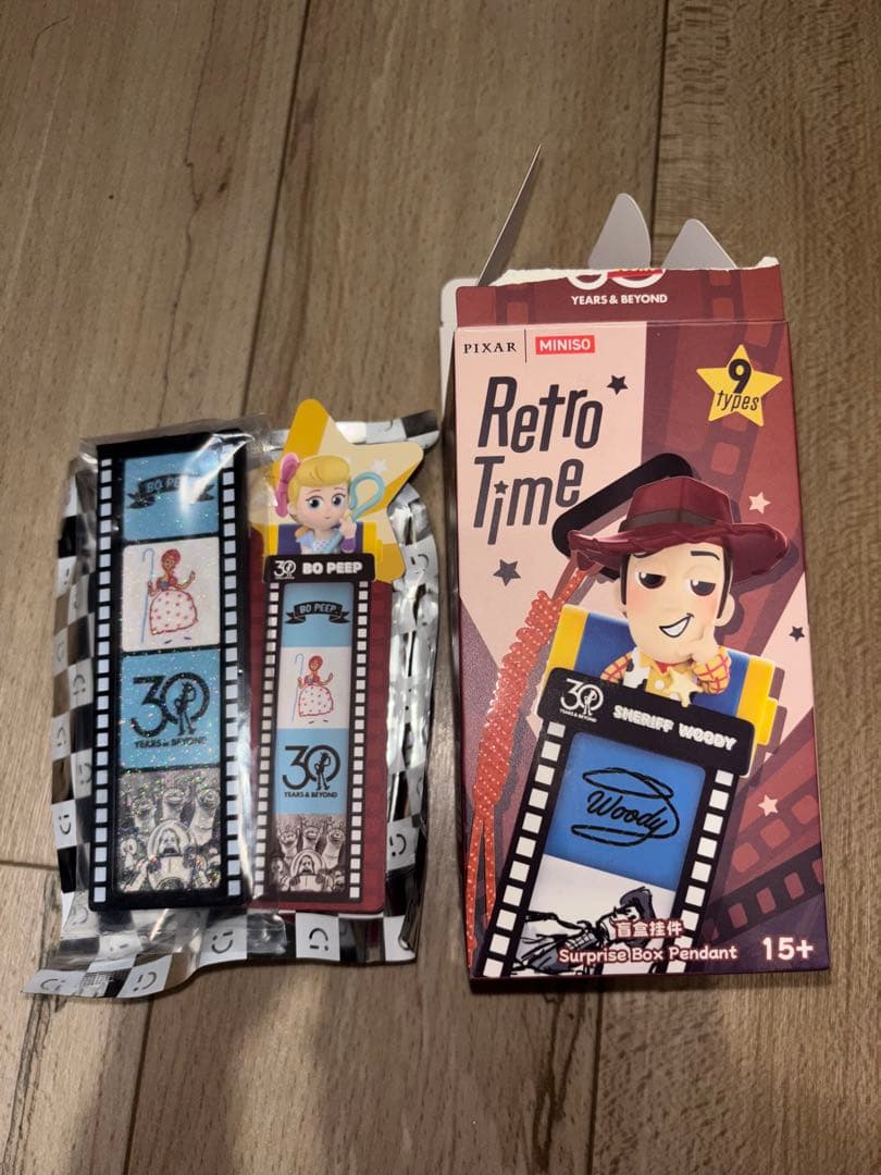 ［日本未発売］トイ・ストーリー30周年記念　Retro Time 2個セット