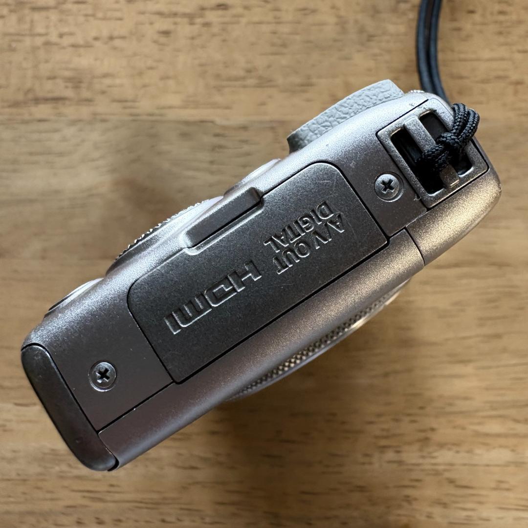 Canon PowerShot S120 本体と付属品