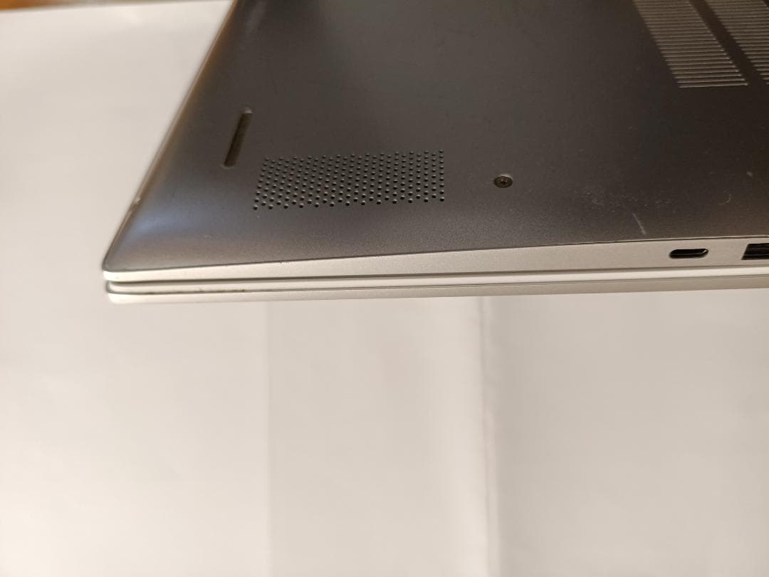 DELL Inspiron 5402 / 第11世代Core i5 / 訳アリ