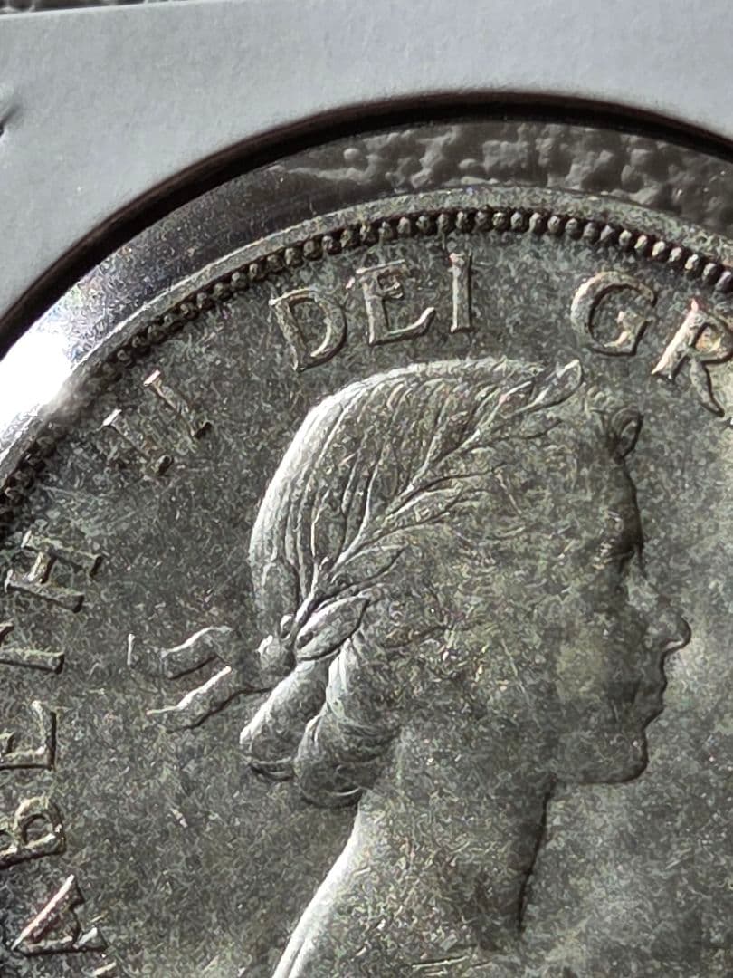 (稀少な状態)　カナダ連邦　エリザベス2世　1 ドル銀貨　1957