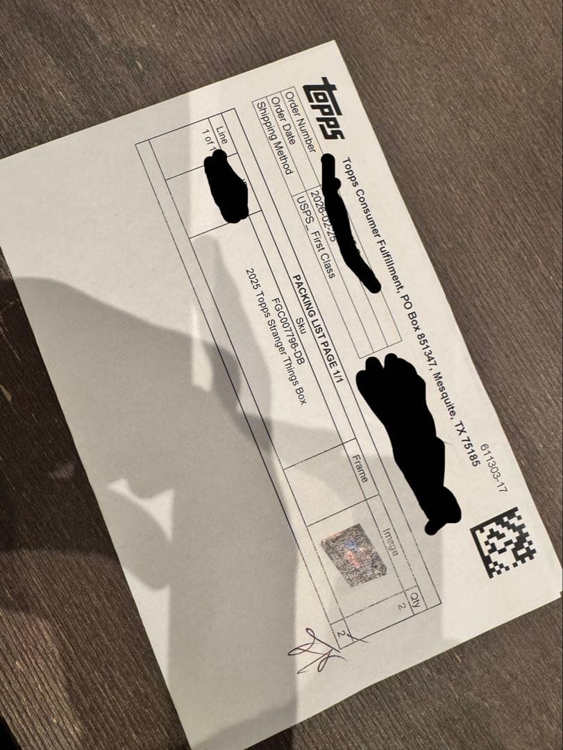 【期間限定出品】 2025 Topps Stranger Things Box