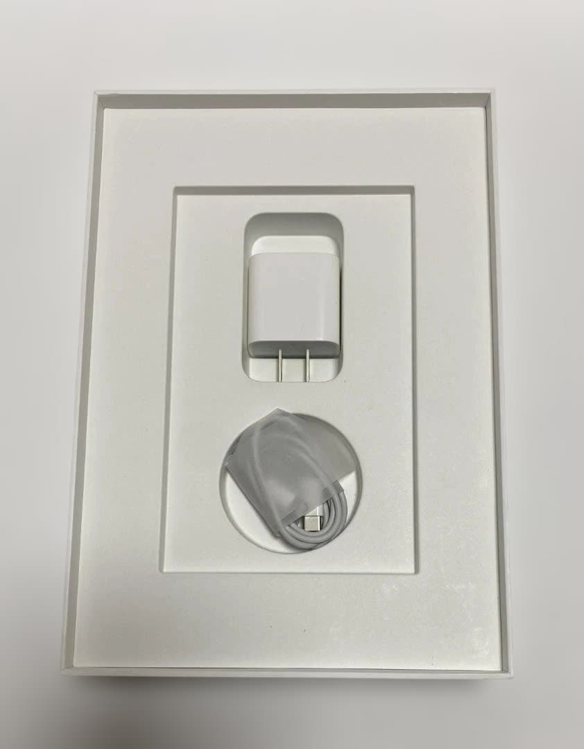 Apple iPad 第８世代 32GB Wifiモデル MYLC2J/A