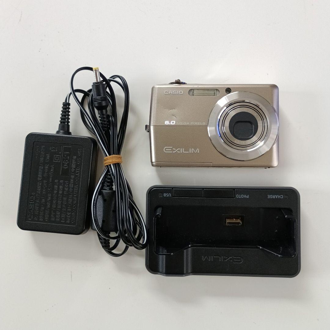 カシオ CASIO EXILIM デジタル コンパクト カメラ ゴールド 稼働品