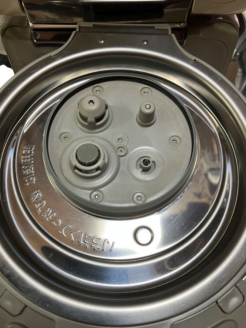 Panasonic 圧力IH炊飯器　SR-PW105 15年　五合炊き　保証付き