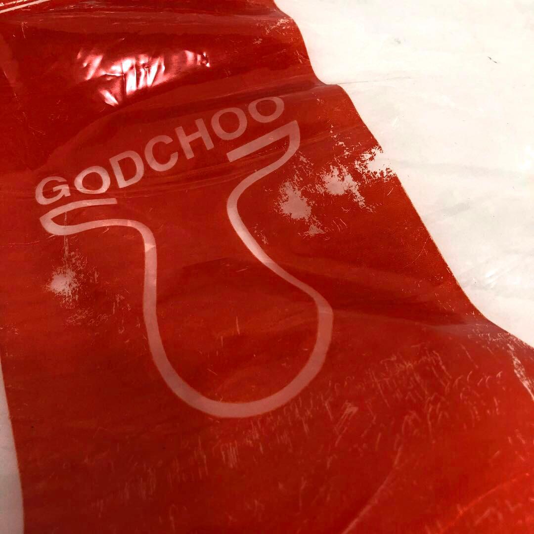 GODCHOO ゴッチョ　背クッション ピロー　ホワイト／グレー