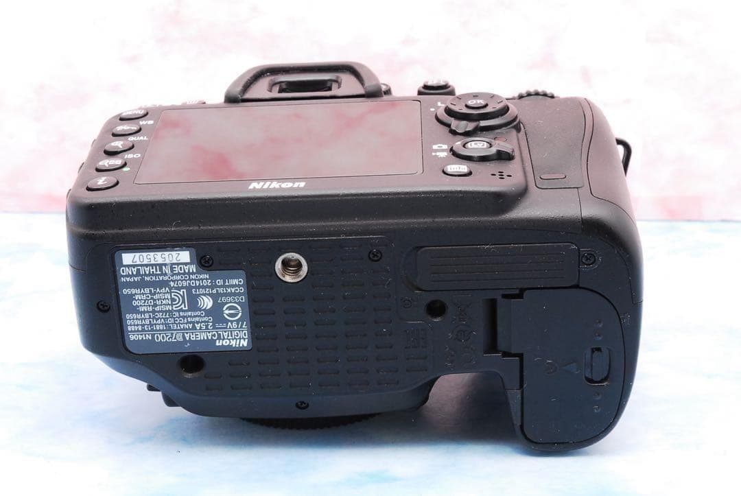 ニコン D7200☆一眼レフカメラ☆バッテリーグリップ付☆超望遠付Wレンズ