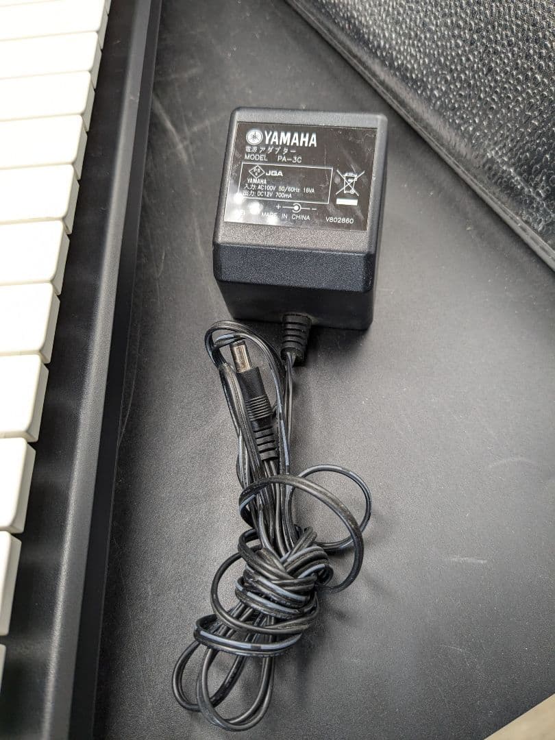 YAMAHA ヤマハ PORTATONE PSR-E263 電子キーボード