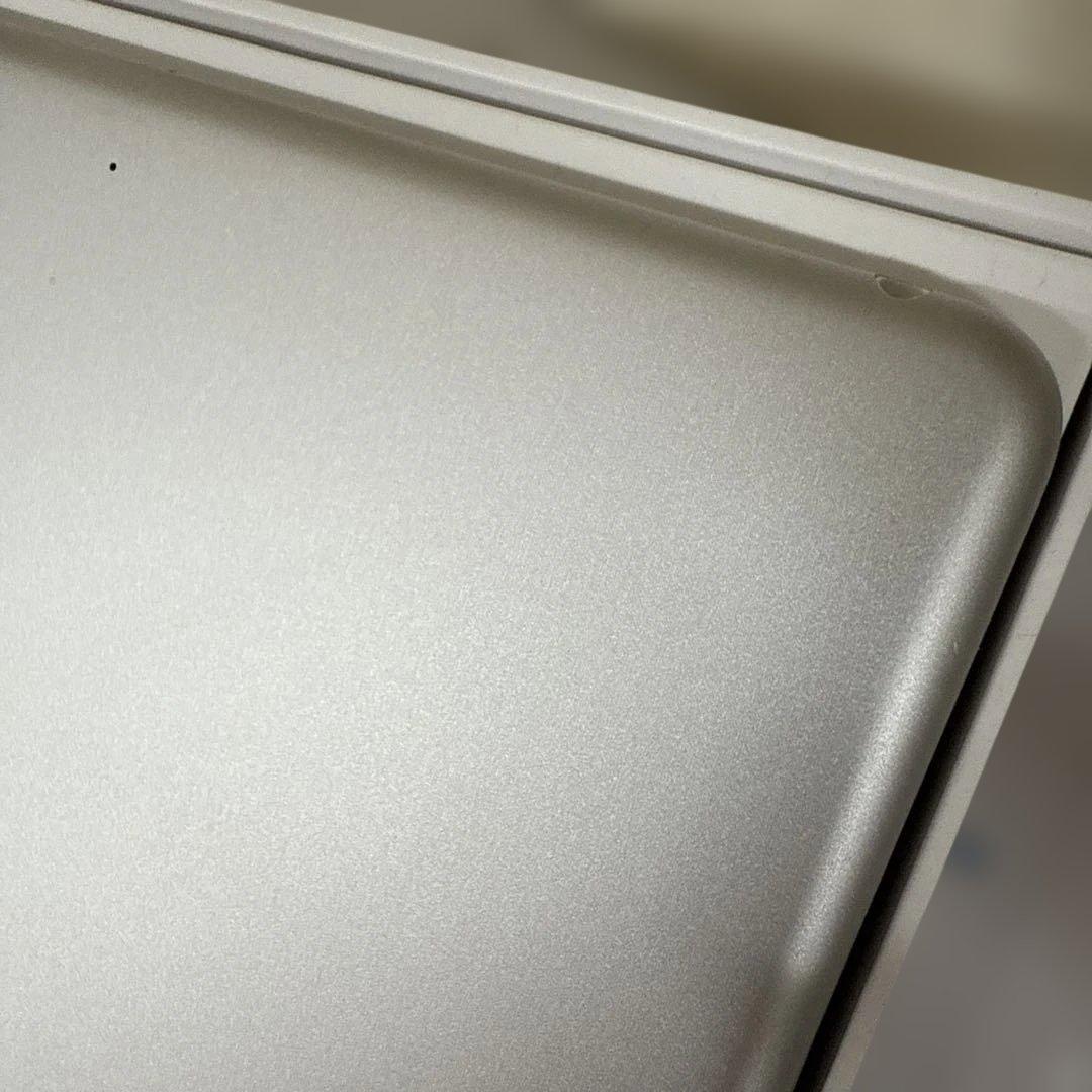 m*0様 【ジャンク品】iPad (第6世代) 128GB Wi-Fi