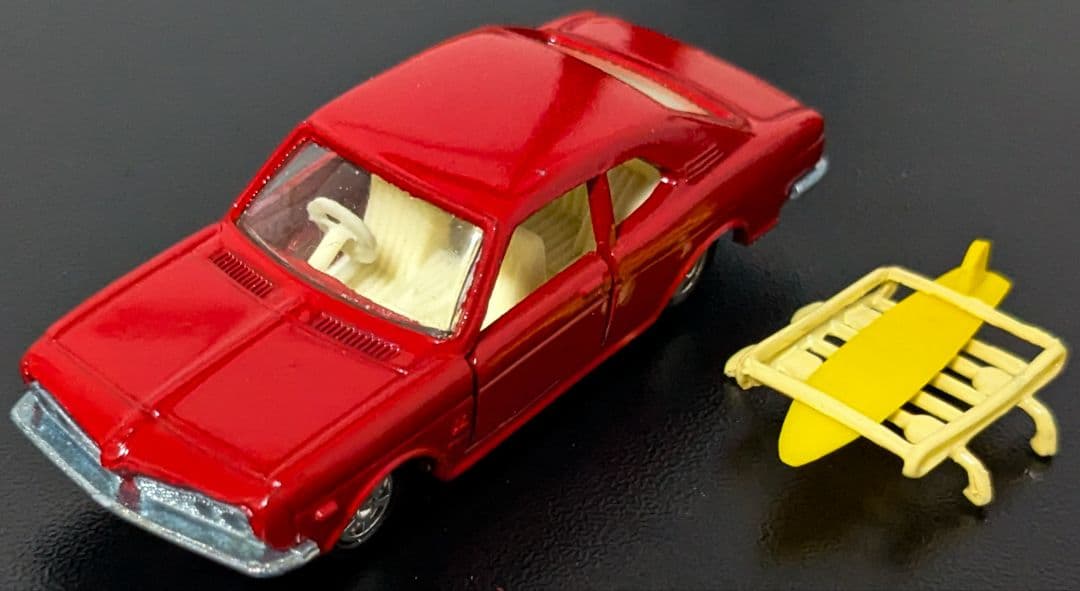 最終値下げ トミカ 日本製 黒箱No.49 ホンダクーペ9 サーフィンキャリア