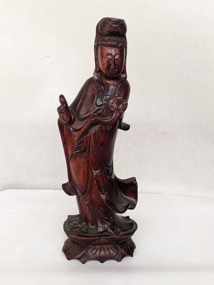 中国 古美術 伝統工芸品　中国　唐木黄楊製　観音菩薩像　仏像　置物