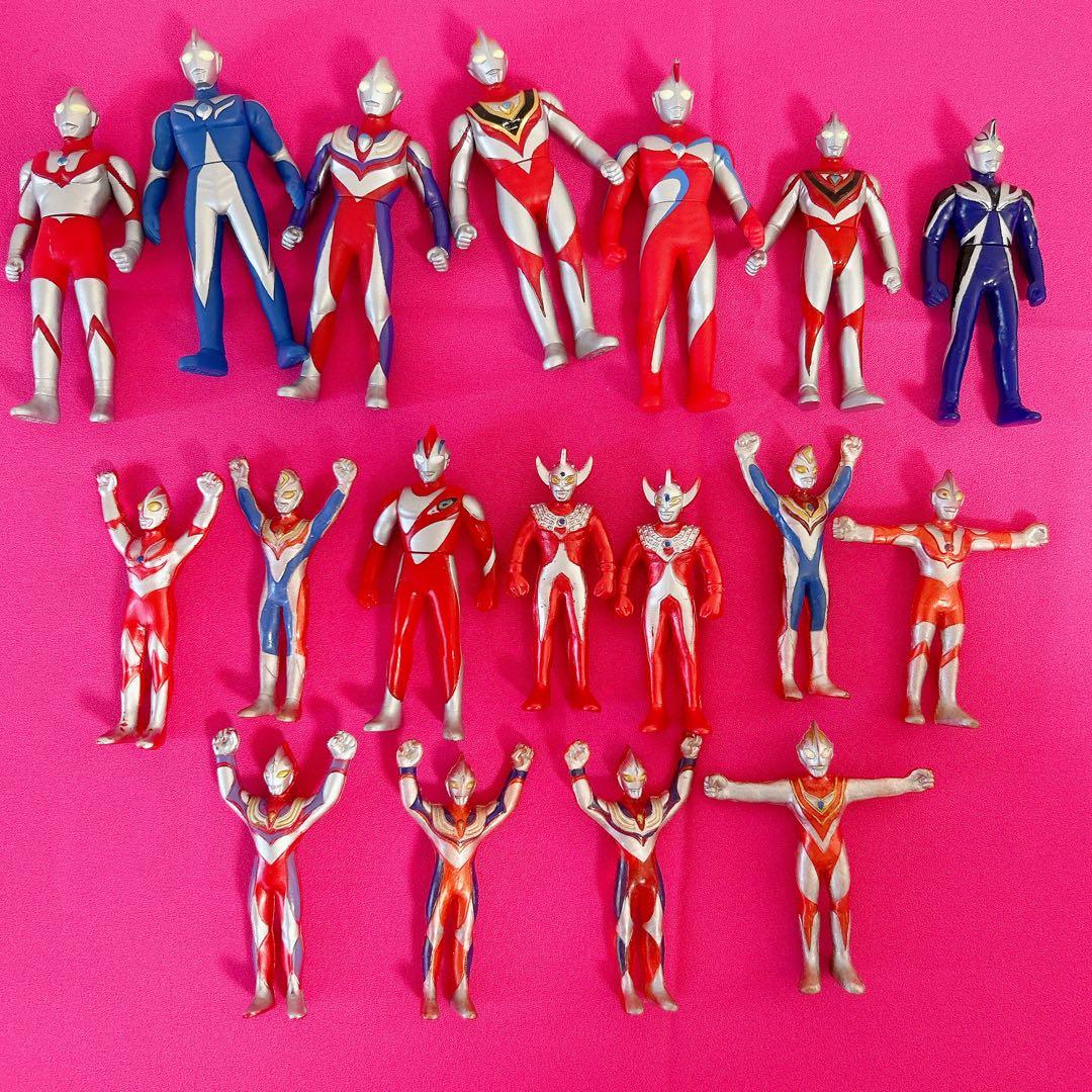 ウルトラマンソフビ　怪獣　指人形　他　107個　まとめ売り