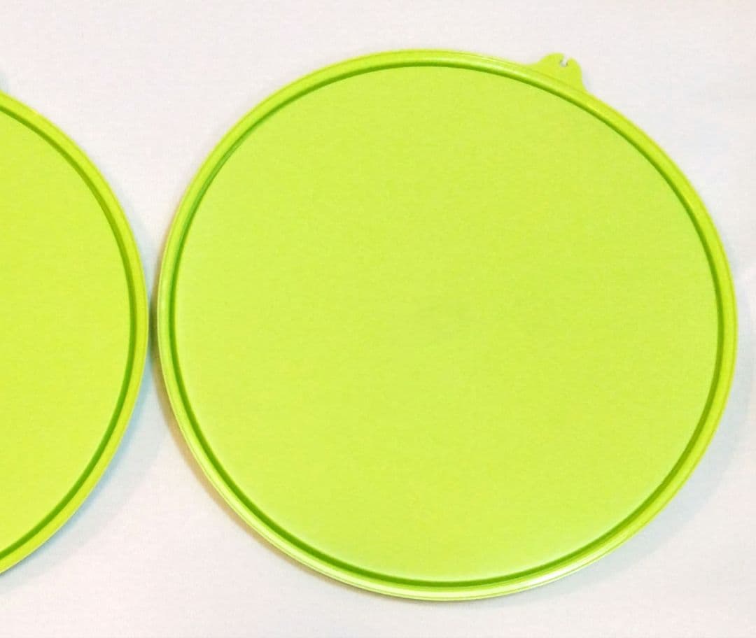 タッパーウェア　ジャイアント　ハンドル付　 　　　　　　　　　8.8L（2個）