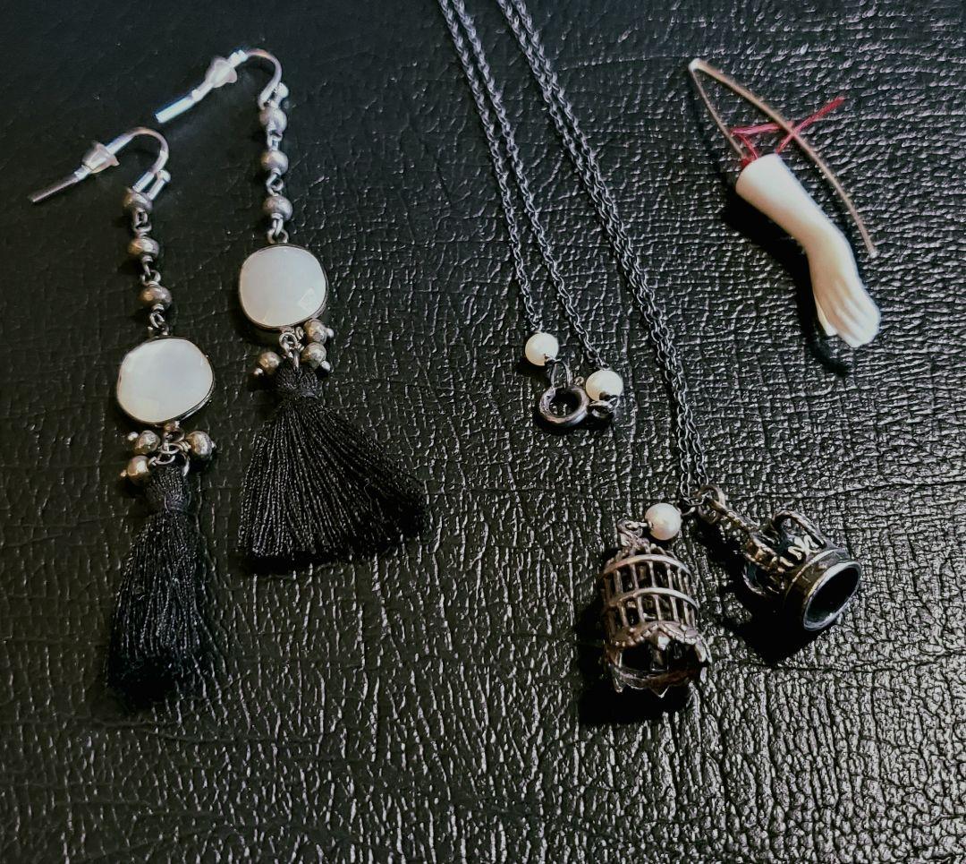 ビンテージシルバークラウンケージ手占い魔女ダブルネックレスピアスセット