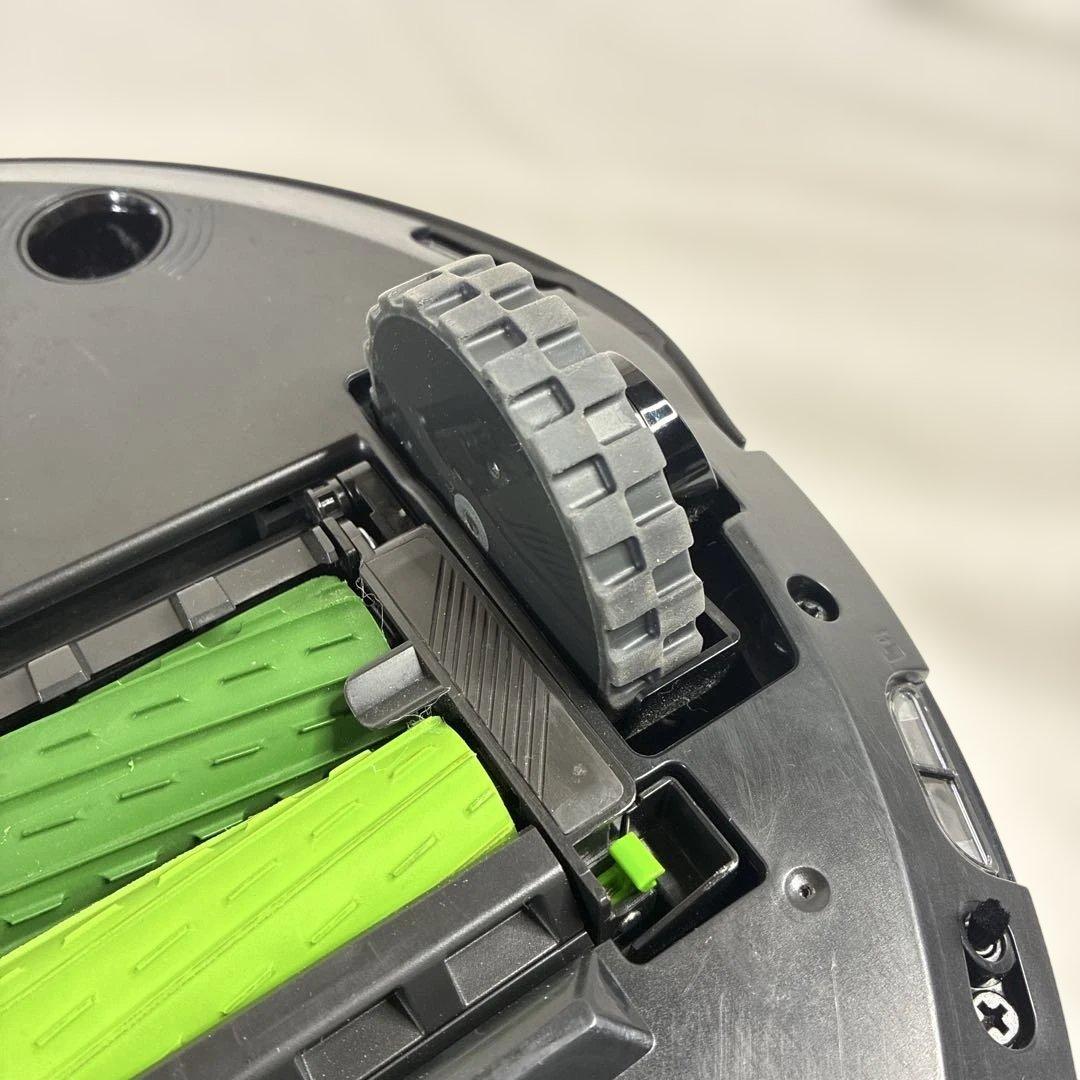 iRobot ルンバ j7+ クリーンベース付 自動ゴミ収集 ロボット掃除機